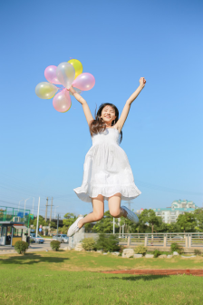 精灵の森林1到四集免费